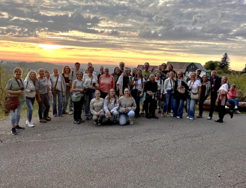 Wandern, Wein und beste Stimmung: TCB-Ausflug zum Flammenden Weinberg